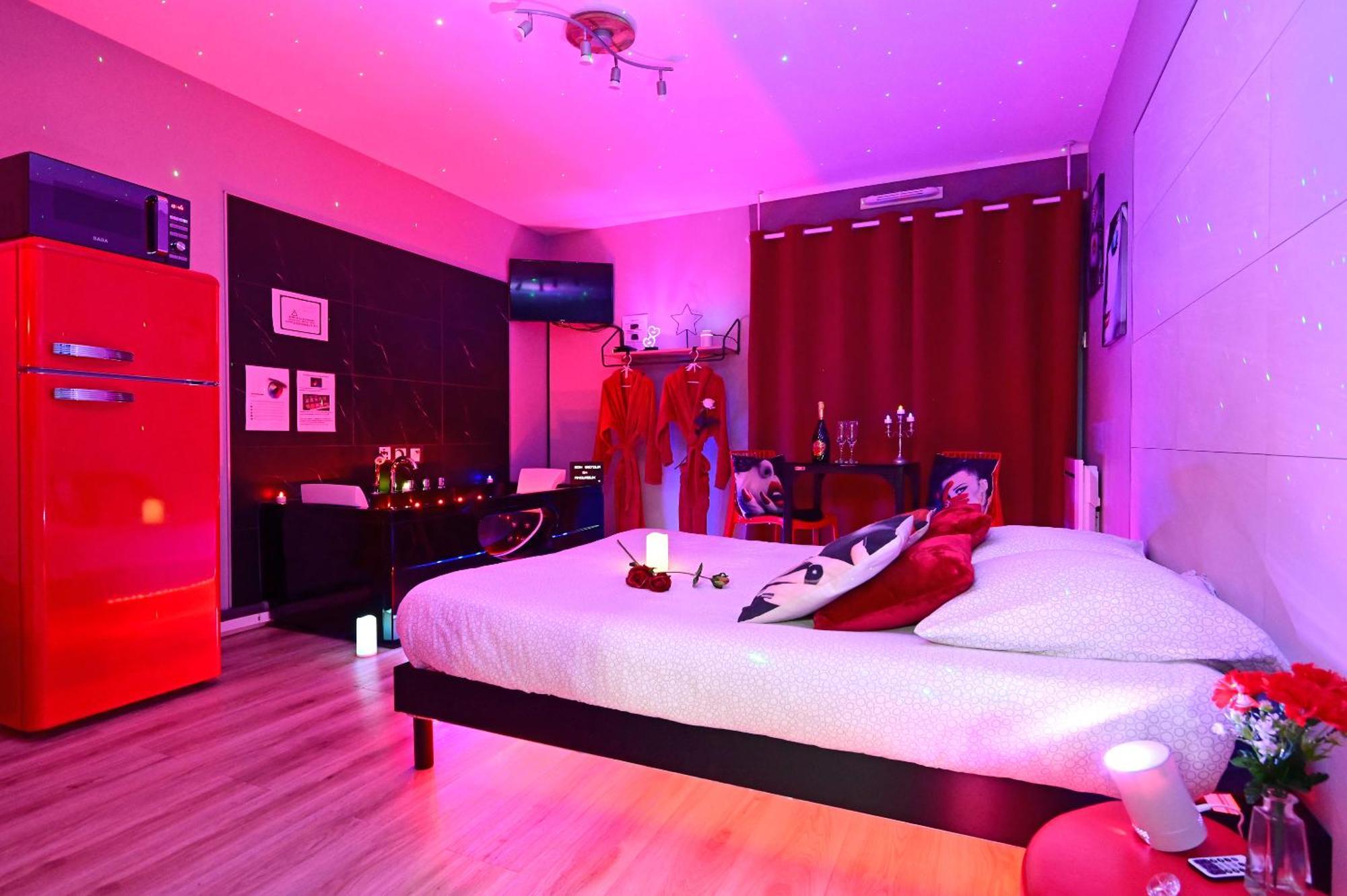 Grand Studio Biscarrosse Plage Une Nuit A 2 Avec Sauna Luxe, Balneo, Ocean Rien Que Pour Vous Zewnętrze zdjęcie