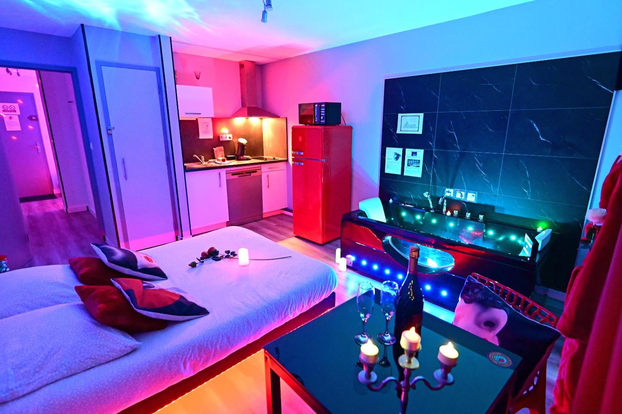 Grand Studio Biscarrosse Plage Une Nuit A 2 Avec Sauna Luxe, Balneo, Ocean Rien Que Pour Vous Zewnętrze zdjęcie