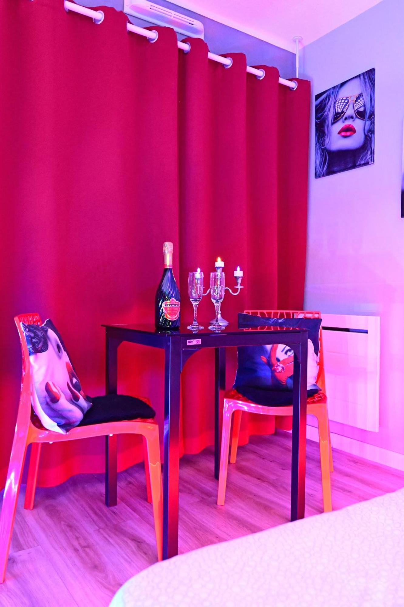 Grand Studio Biscarrosse Plage Une Nuit A 2 Avec Sauna Luxe, Balneo, Ocean Rien Que Pour Vous Zewnętrze zdjęcie