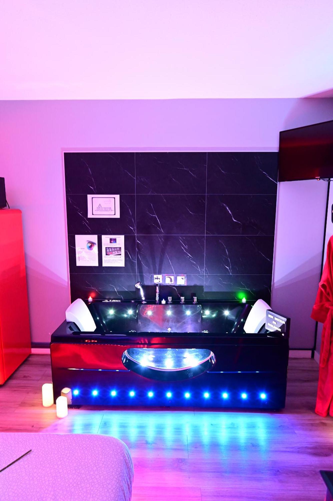 Grand Studio Biscarrosse Plage Une Nuit A 2 Avec Sauna Luxe, Balneo, Ocean Rien Que Pour Vous Zewnętrze zdjęcie