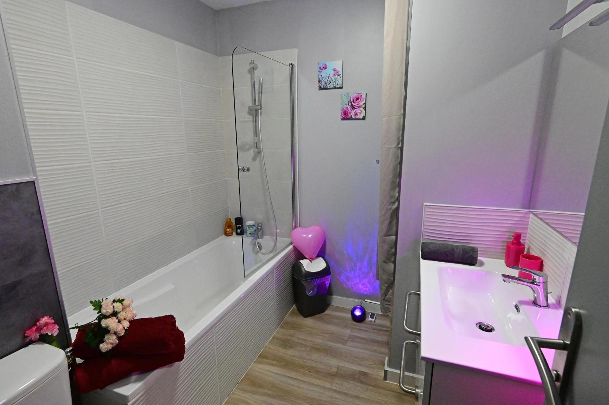 Grand Studio Biscarrosse Plage Une Nuit A 2 Avec Sauna Luxe, Balneo, Ocean Rien Que Pour Vous Zewnętrze zdjęcie