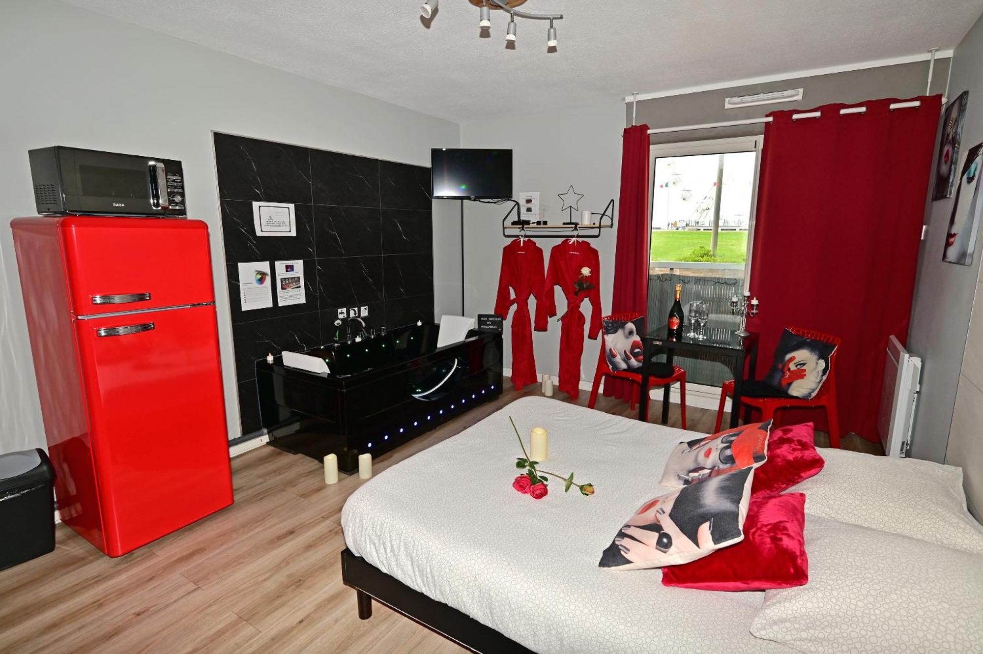 Grand Studio Biscarrosse Plage Une Nuit A 2 Avec Sauna Luxe, Balneo, Ocean Rien Que Pour Vous Zewnętrze zdjęcie