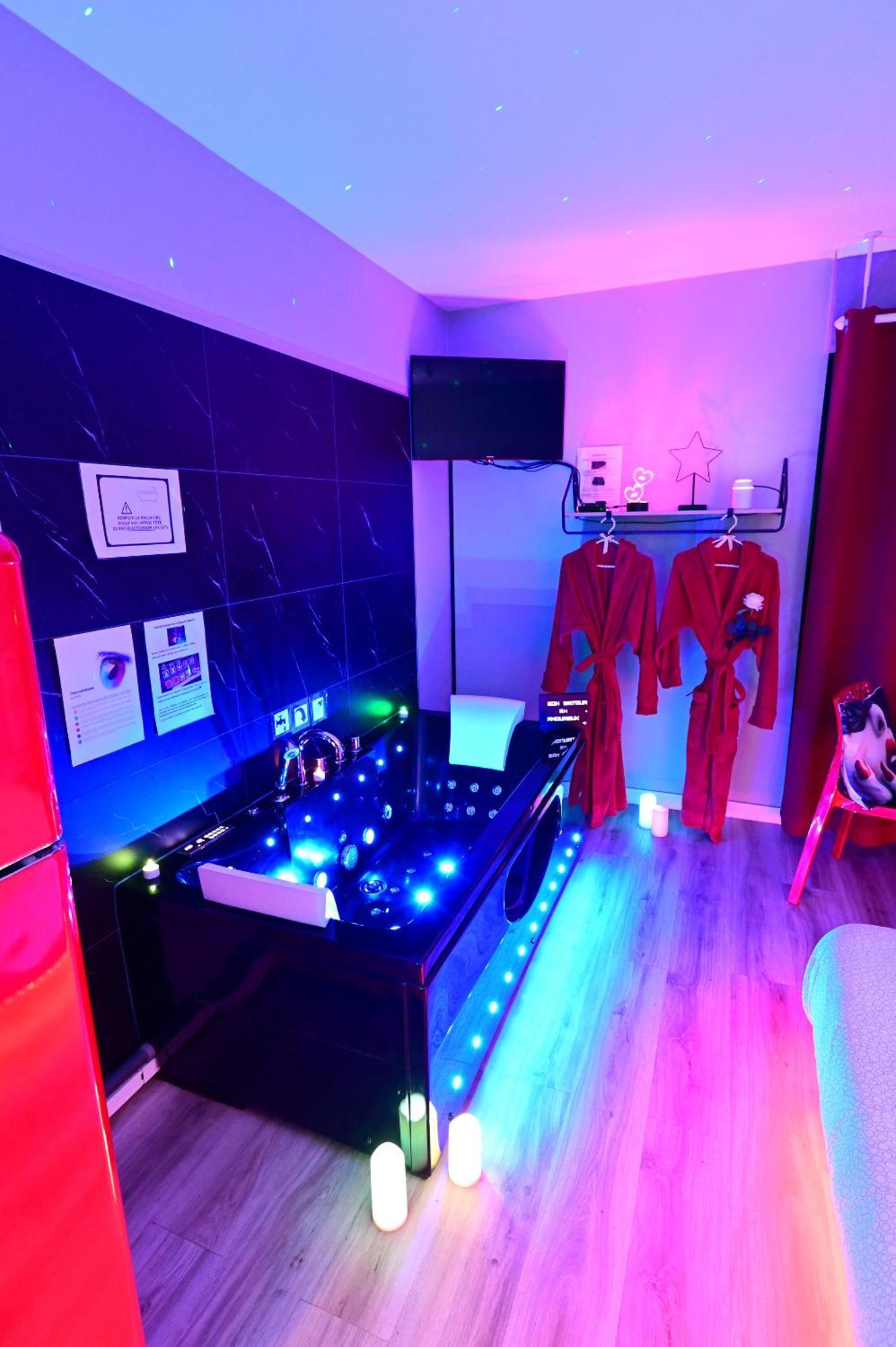 Grand Studio Biscarrosse Plage Une Nuit A 2 Avec Sauna Luxe, Balneo, Ocean Rien Que Pour Vous Zewnętrze zdjęcie